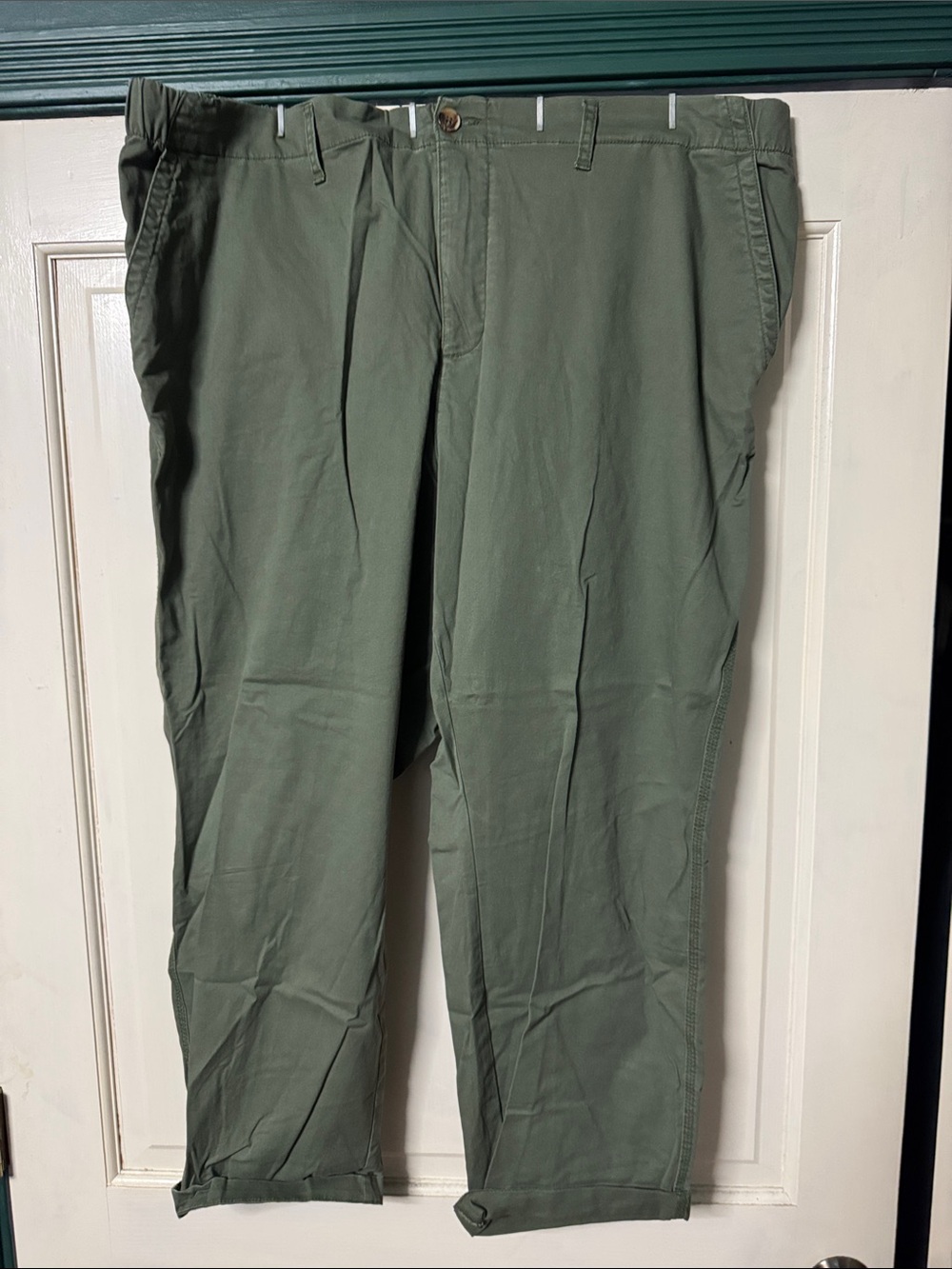 Women’s Olive Green Casual Pants with Pockets
